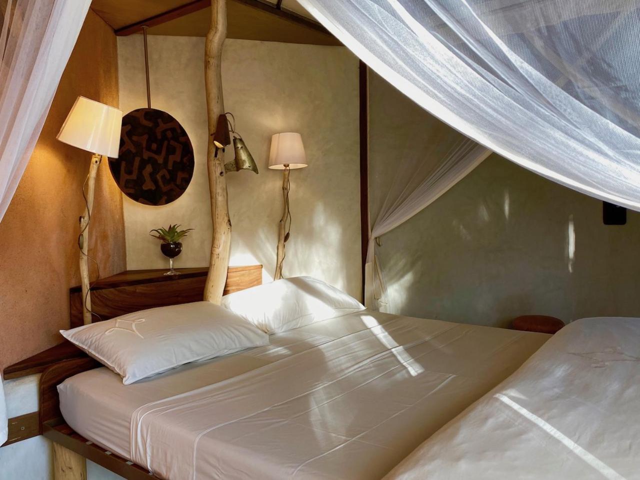 Bakuba Lodge - Le Petit Hotel Du Voyageur Ankilibe 外观 照片