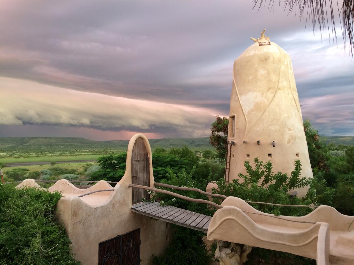 Bakuba Lodge - Le Petit Hotel Du Voyageur Ankilibe 外观 照片