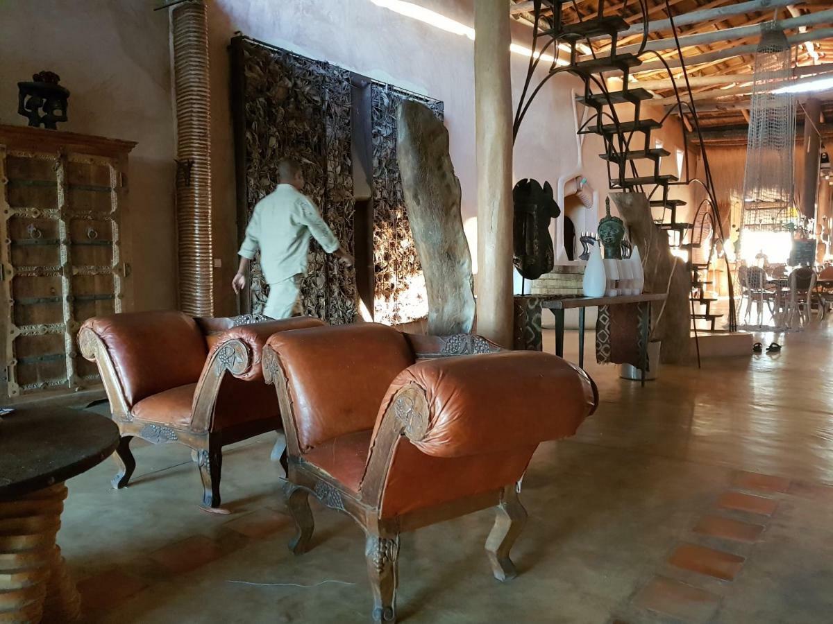 Bakuba Lodge - Le Petit Hotel Du Voyageur Ankilibe 外观 照片